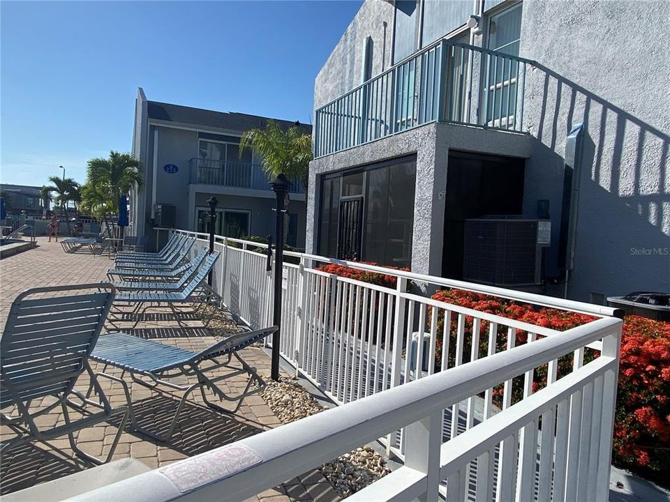 For Sale: $535,000 (2 beds, 1 baths, 750 Square Feet)