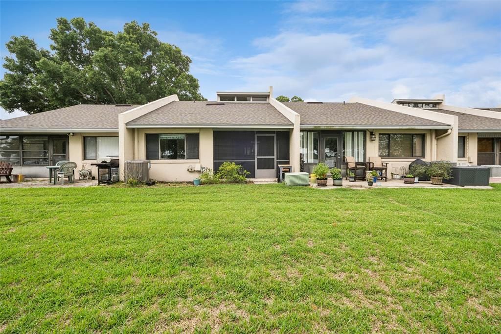 For Sale: $169,000 (2 beds, 2 baths, 845 Square Feet)