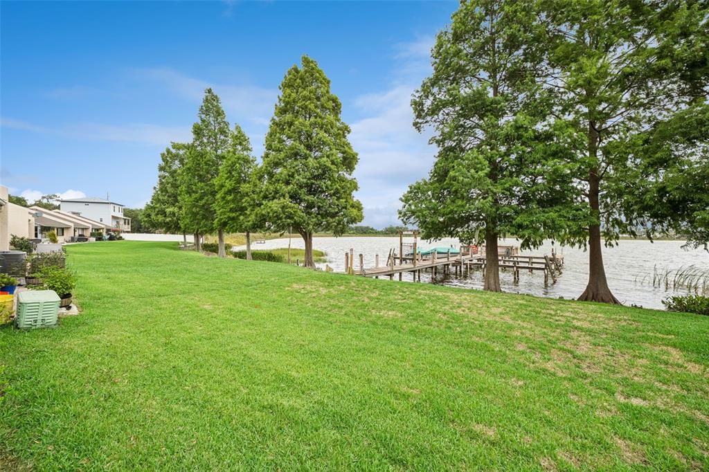 For Sale: $169,000 (2 beds, 2 baths, 845 Square Feet)