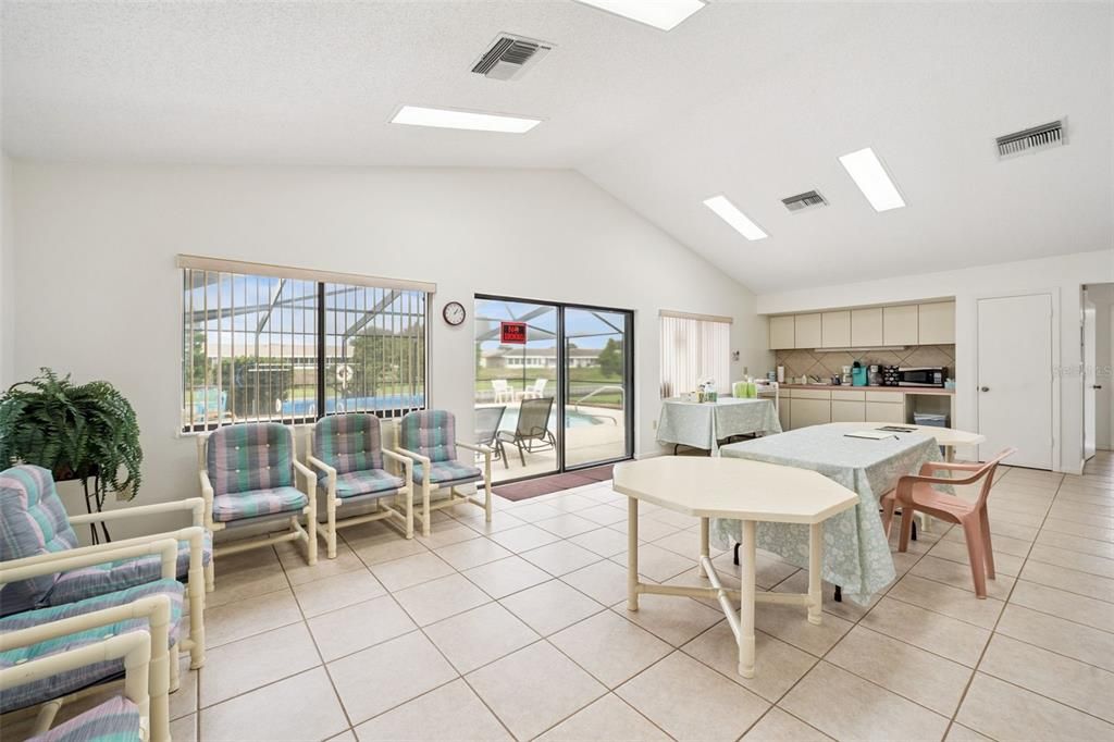For Sale: $169,000 (2 beds, 2 baths, 845 Square Feet)