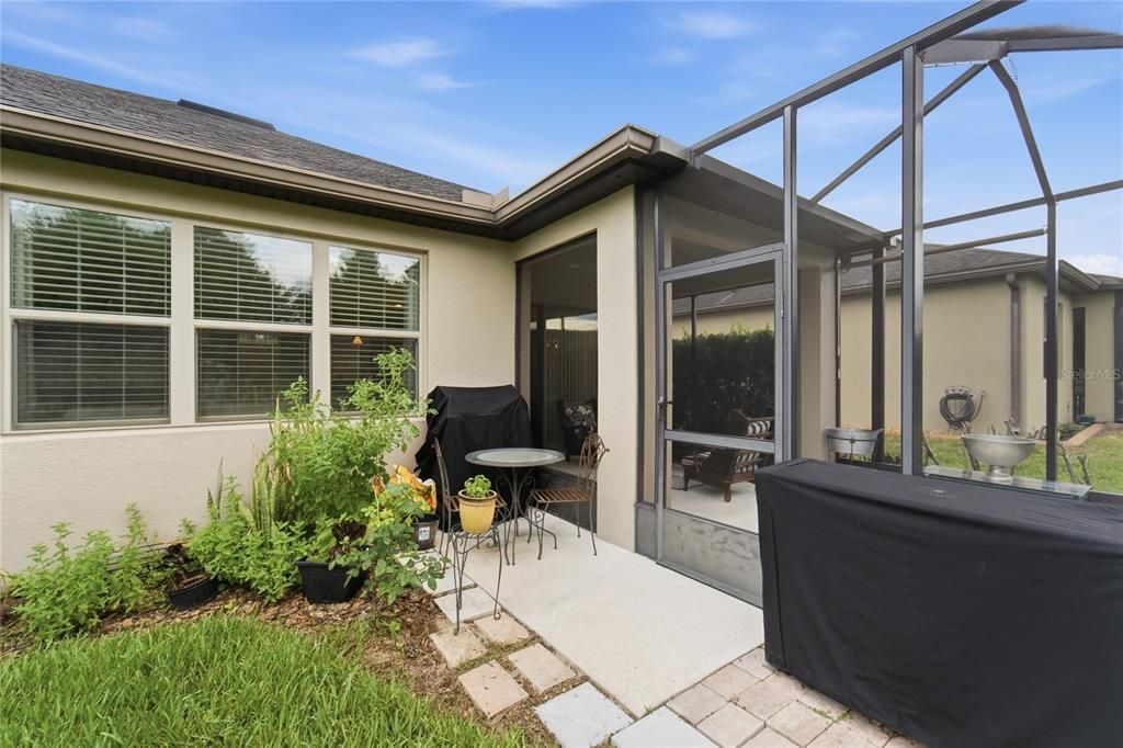 For Sale: $413,900 (3 beds, 2 baths, 1568 Square Feet)