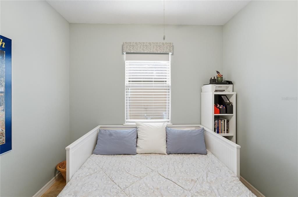 For Sale: $413,900 (3 beds, 2 baths, 1568 Square Feet)