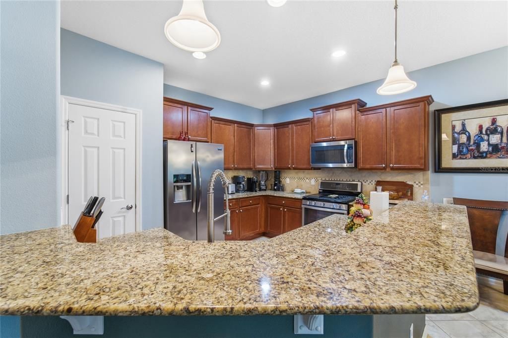 For Sale: $413,900 (3 beds, 2 baths, 1568 Square Feet)