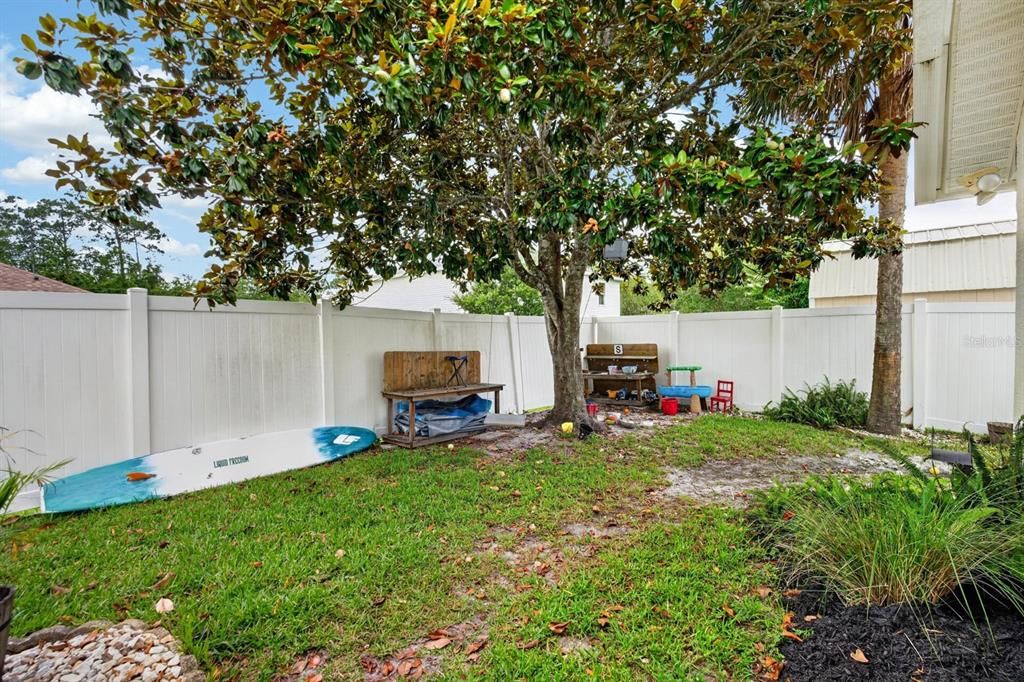 For Sale: $549,000 (4 beds, 4 baths, 2823 Square Feet)