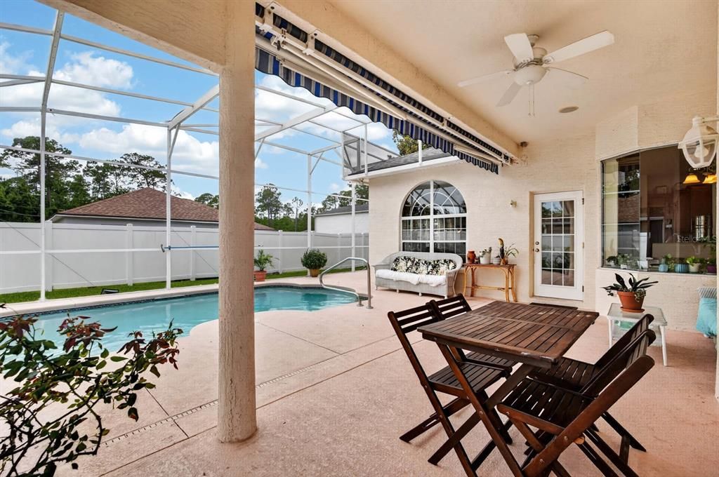 For Sale: $549,000 (4 beds, 4 baths, 2823 Square Feet)