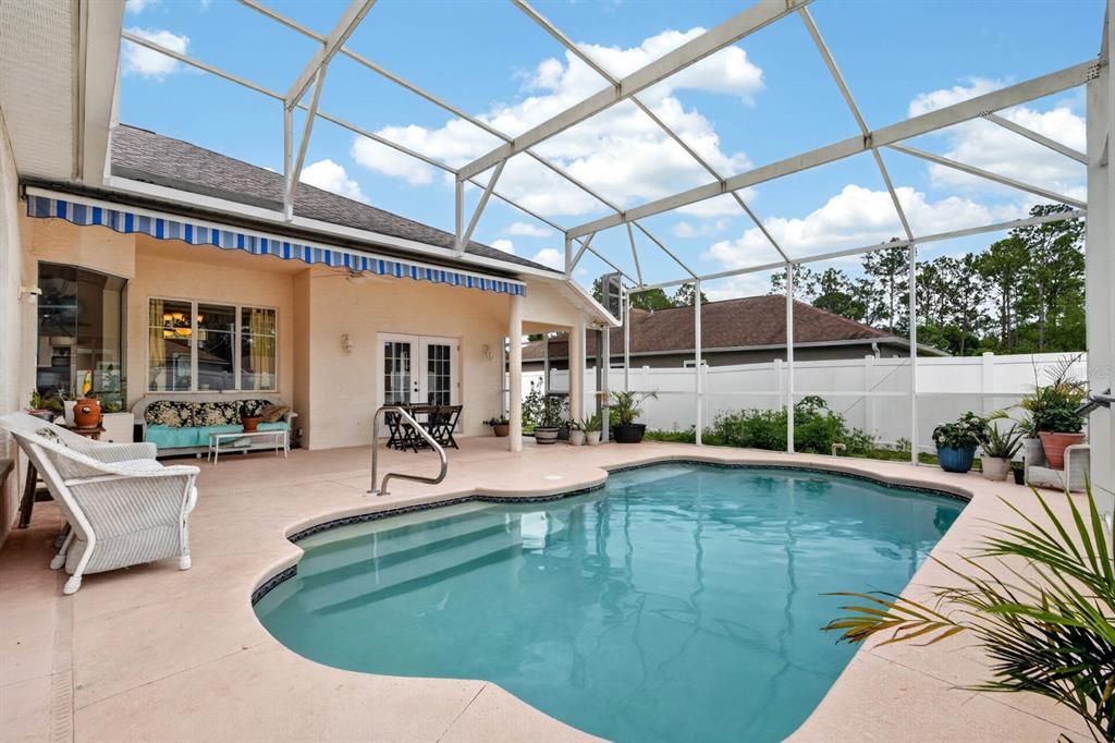 For Sale: $549,000 (4 beds, 4 baths, 2823 Square Feet)