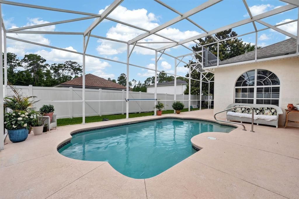 For Sale: $549,000 (4 beds, 4 baths, 2823 Square Feet)