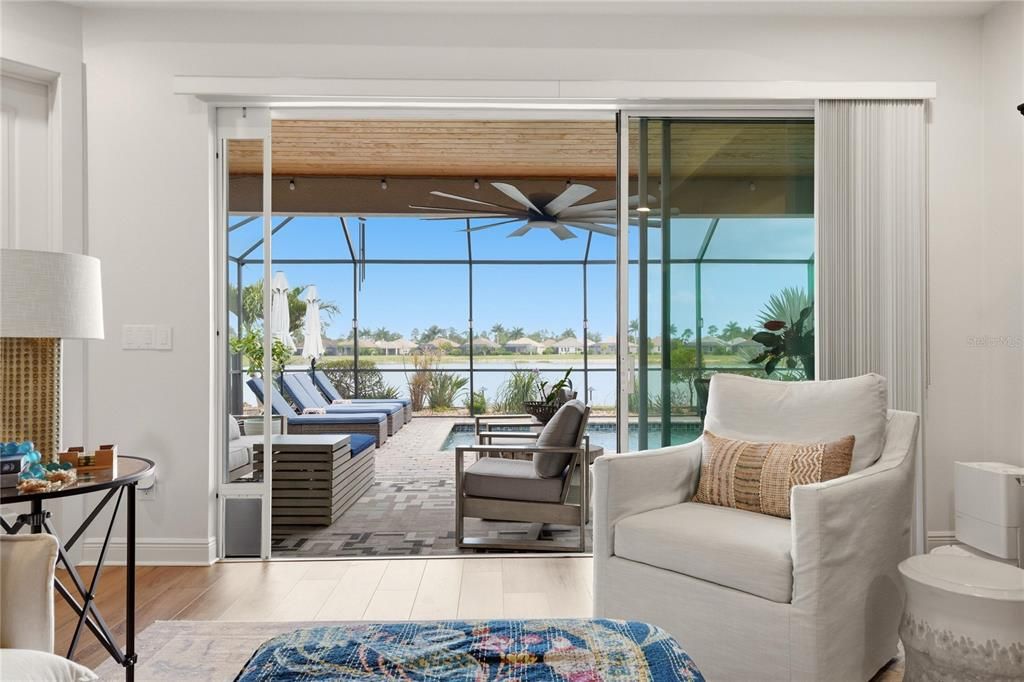 En Venta: $789,000 (4 camas, 3 baños, 2422 Pies cuadrados)