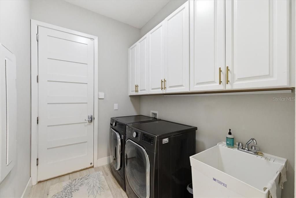For Sale: $825,000 (3 beds, 2 baths, 2230 Square Feet)
