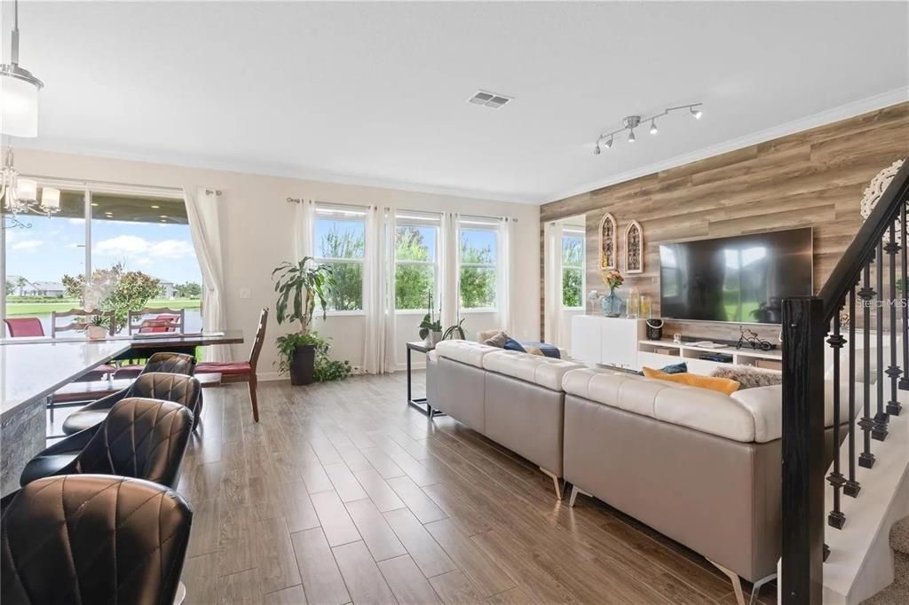 На продажу: $849,000 (5 спален, 3 ванн, 3359 Квадратных фут)
