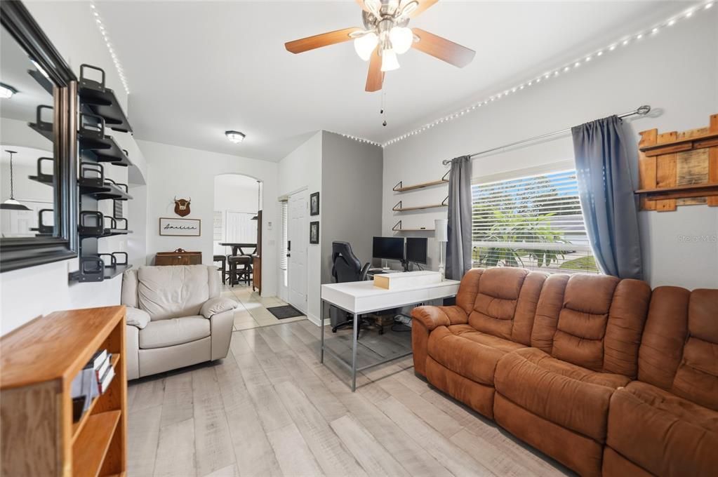 For Sale: $249,900 (3 beds, 2 baths, 1832 Square Feet)