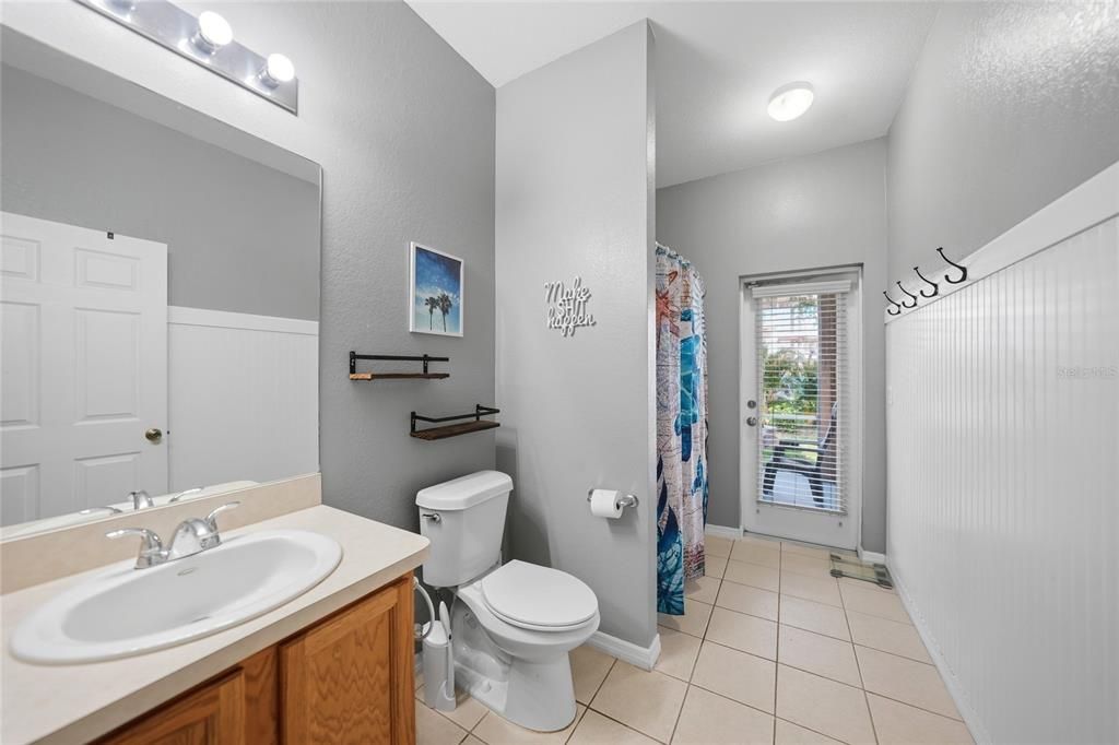 For Sale: $249,900 (3 beds, 2 baths, 1832 Square Feet)