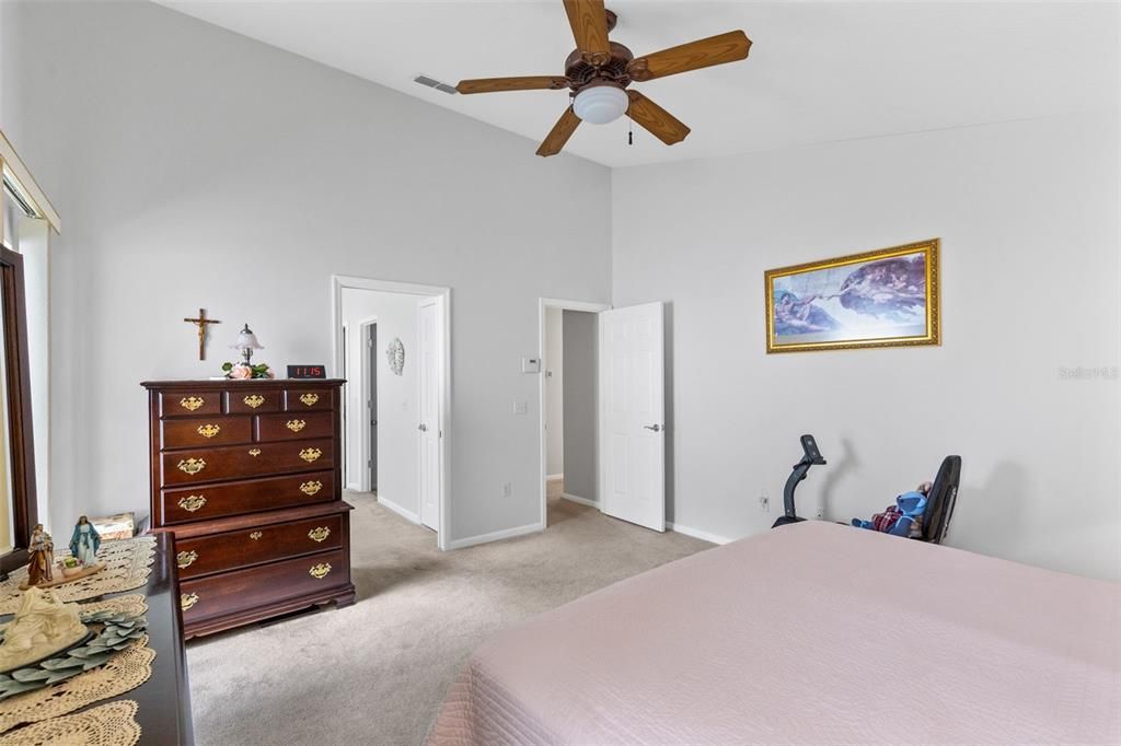 For Sale: $495,000 (3 beds, 2 baths, 1746 Square Feet)