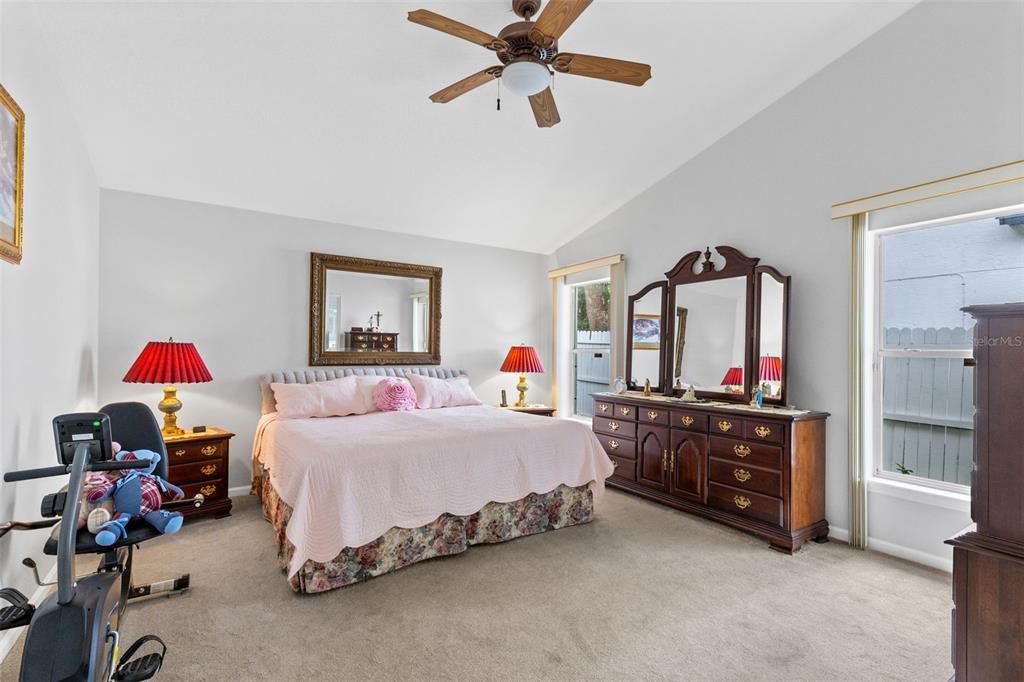 For Sale: $495,000 (3 beds, 2 baths, 1746 Square Feet)
