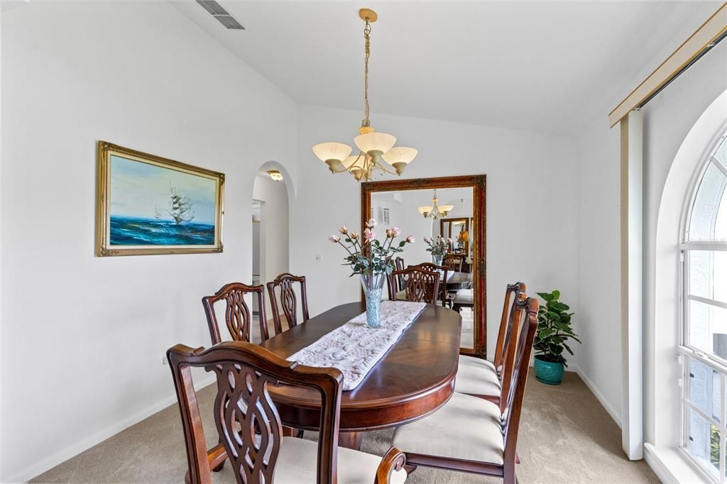 For Sale: $495,000 (3 beds, 2 baths, 1746 Square Feet)