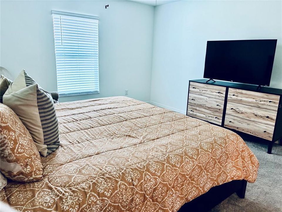 En Venta: $369,990 (3 camas, 2 baños, 1560 Pies cuadrados)