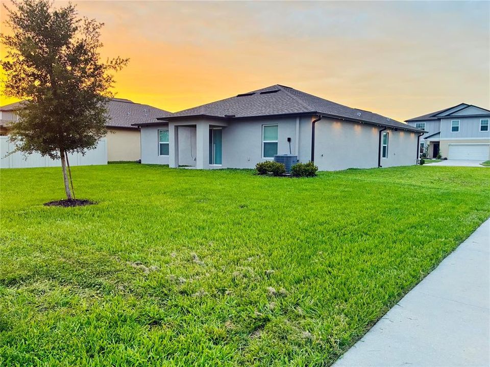 En Venta: $369,990 (3 camas, 2 baños, 1560 Pies cuadrados)