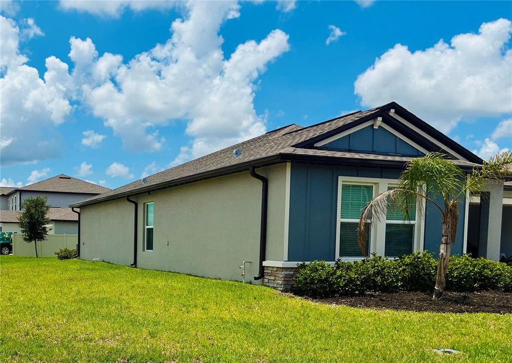 En Venta: $369,990 (3 camas, 2 baños, 1560 Pies cuadrados)
