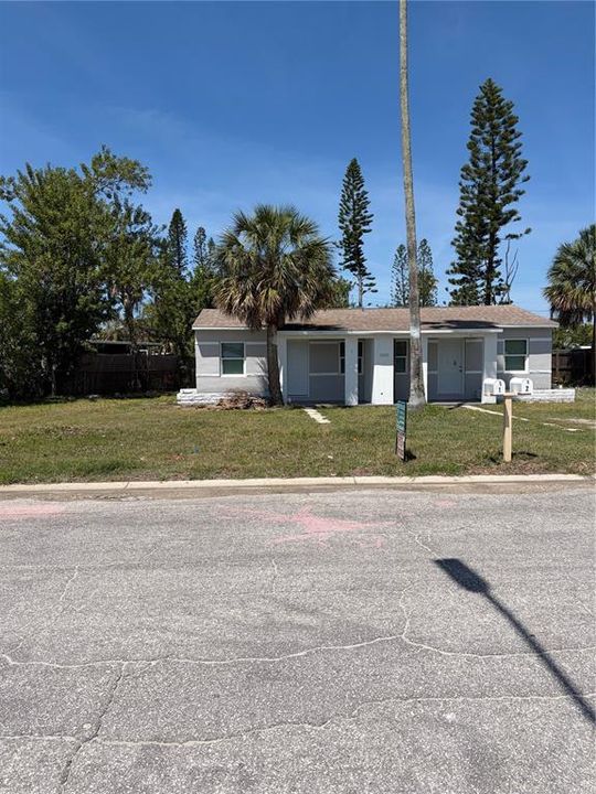 For Rent: $1,850 (1 beds, 1 baths, 504 Square Feet)