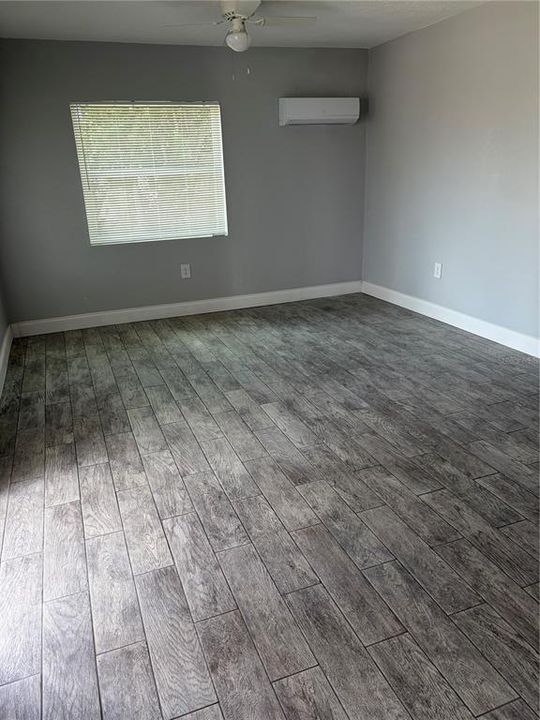 For Rent: $1,850 (1 beds, 1 baths, 504 Square Feet)
