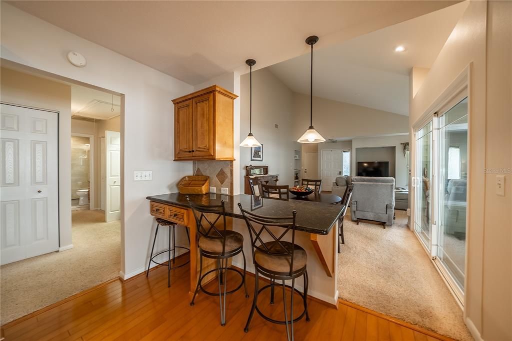 For Sale: $322,500 (3 beds, 2 baths, 1613 Square Feet)