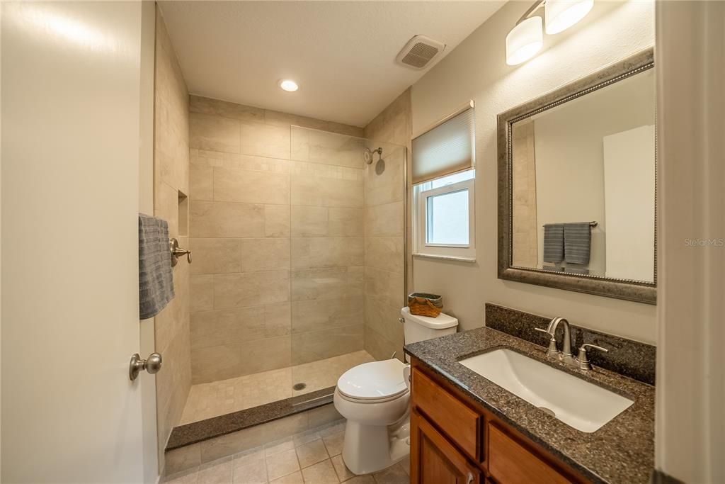 For Sale: $322,500 (3 beds, 2 baths, 1613 Square Feet)