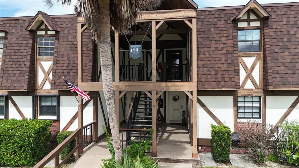 For Sale: $99,900 (2 beds, 2 baths, 1134 Square Feet)