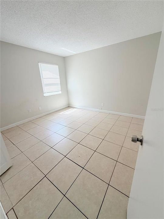 En Venta: $240,000 (3 camas, 2 baños, 1346 Pies cuadrados)