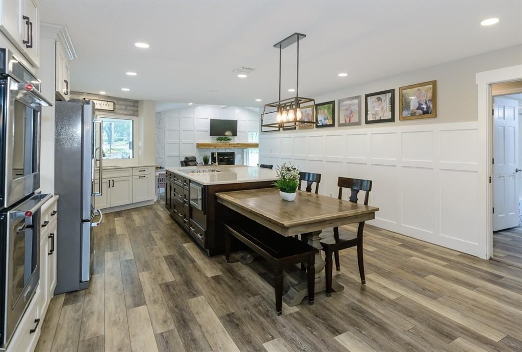 For Sale: $1,150,000 (3 beds, 2 baths, 3144 Square Feet)
