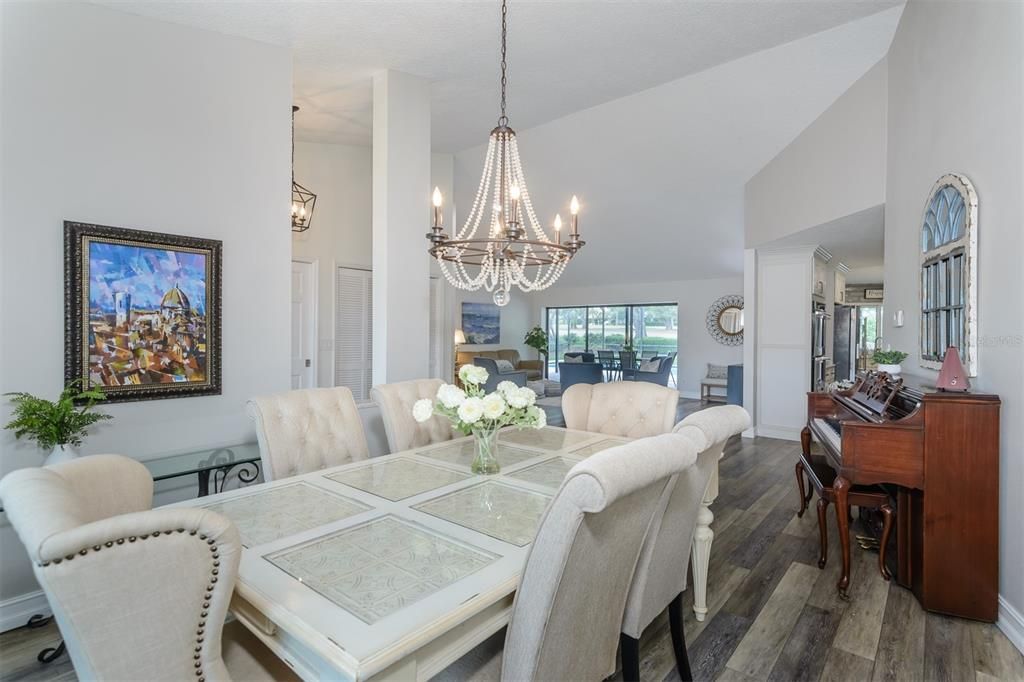 For Sale: $1,150,000 (3 beds, 2 baths, 3144 Square Feet)