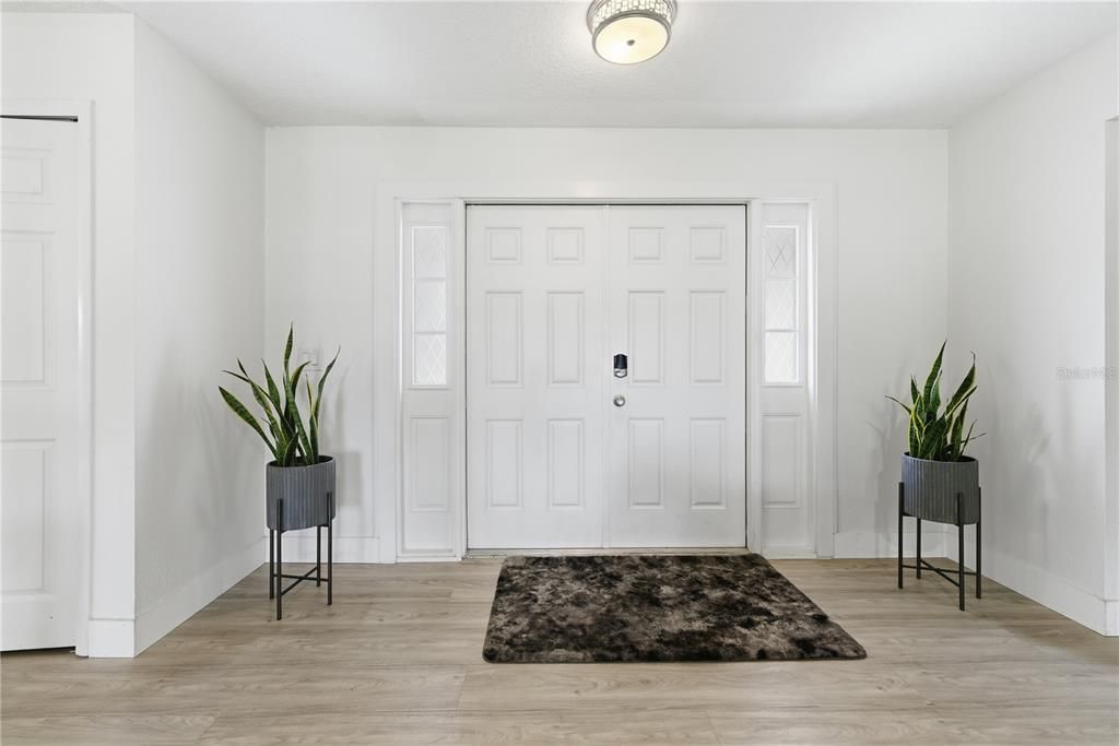 For Sale: $535,000 (4 beds, 2 baths, 2056 Square Feet)
