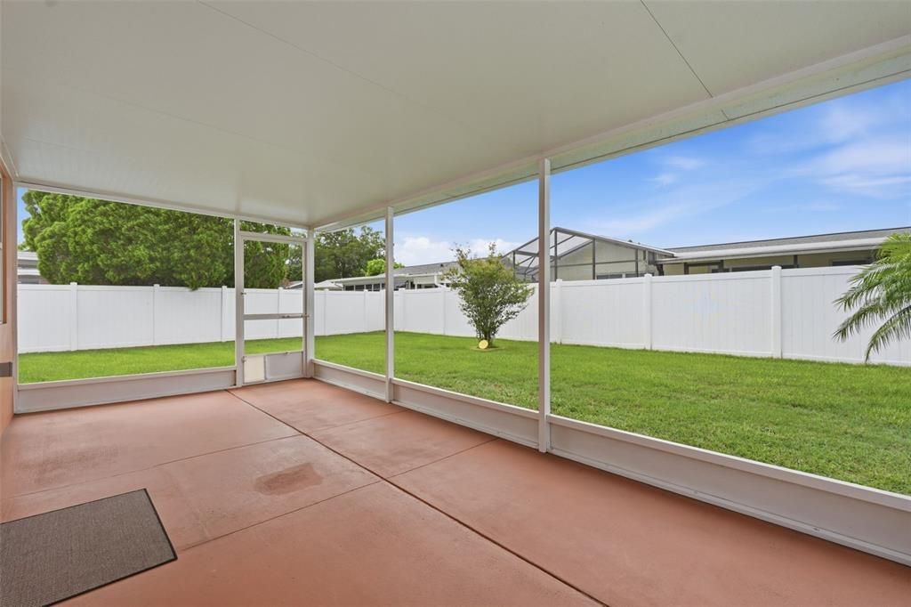 For Sale: $350,000 (2 beds, 1 baths, 1198 Square Feet)