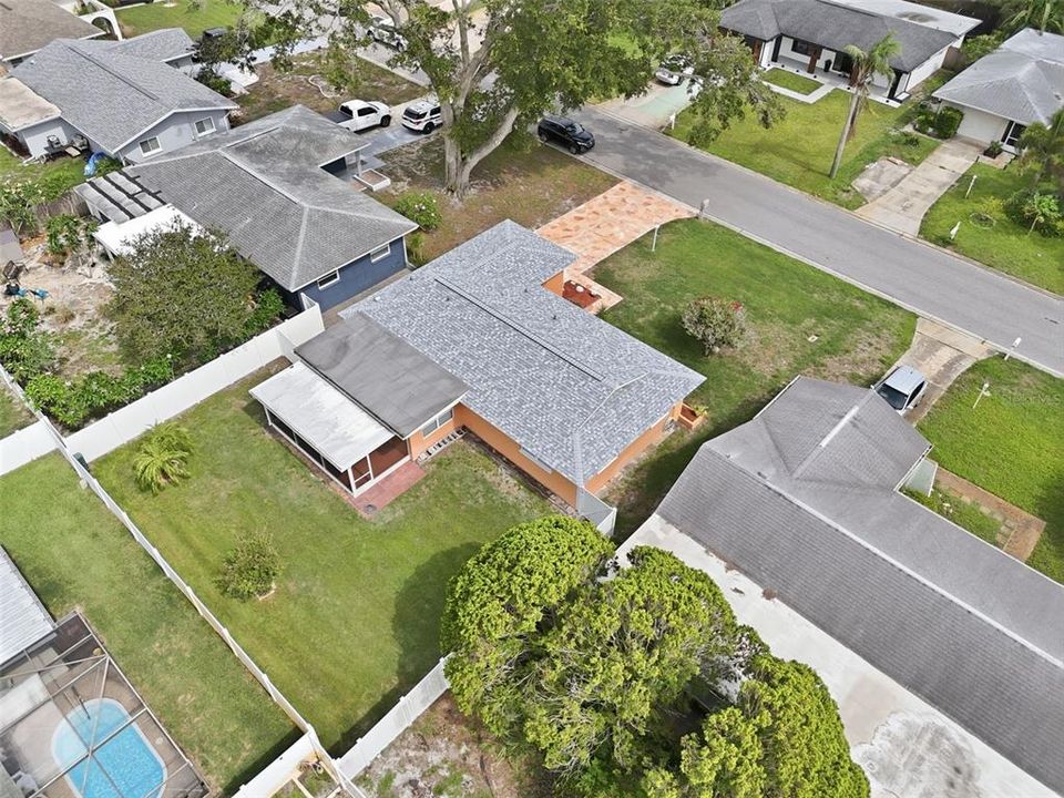 For Sale: $350,000 (2 beds, 1 baths, 1198 Square Feet)