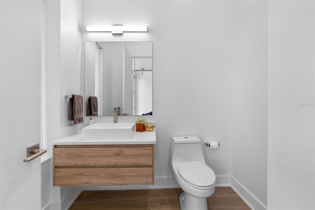 En Venta: $2,649,000 (4 camas, 5 baños, 4224 Pies cuadrados)