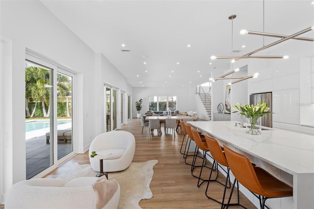 En Venta: $2,649,000 (4 camas, 5 baños, 4224 Pies cuadrados)