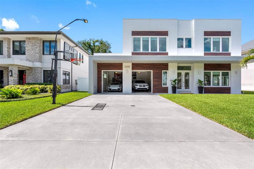 En Venta: $2,649,000 (4 camas, 5 baños, 4224 Pies cuadrados)
