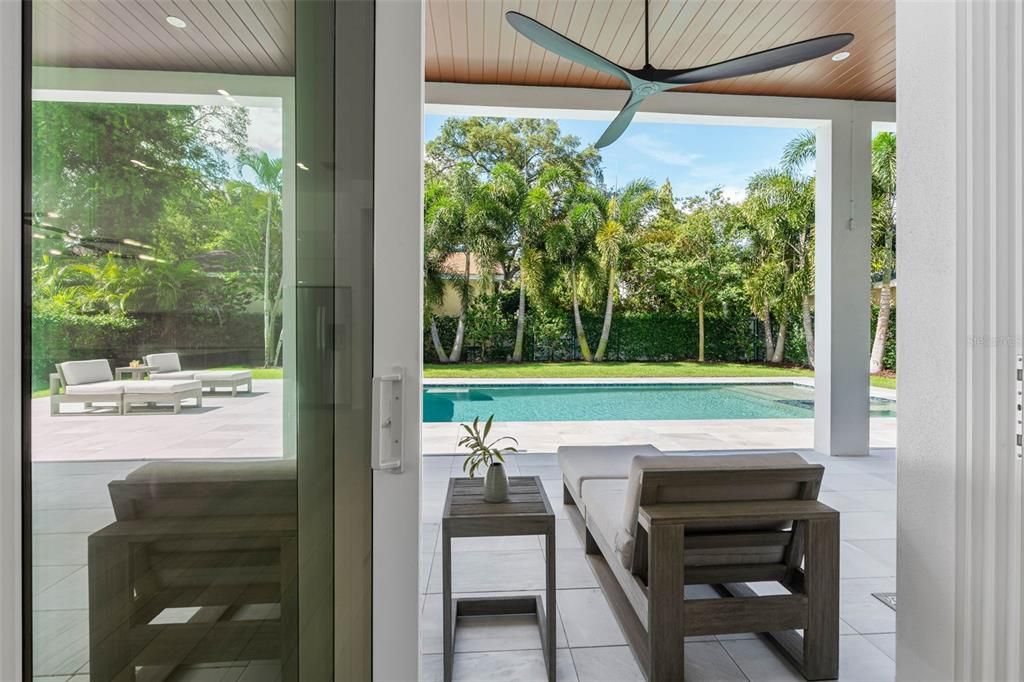 En Venta: $2,649,000 (4 camas, 5 baños, 4224 Pies cuadrados)