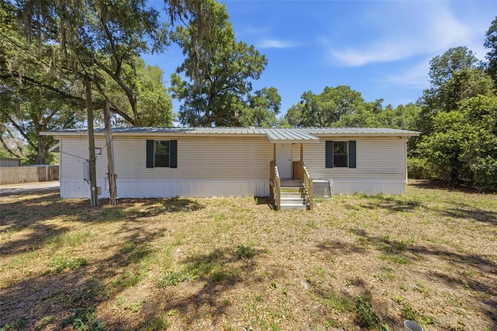 For Sale: $374,900 (5 beds, 4 baths, 3277 Square Feet)