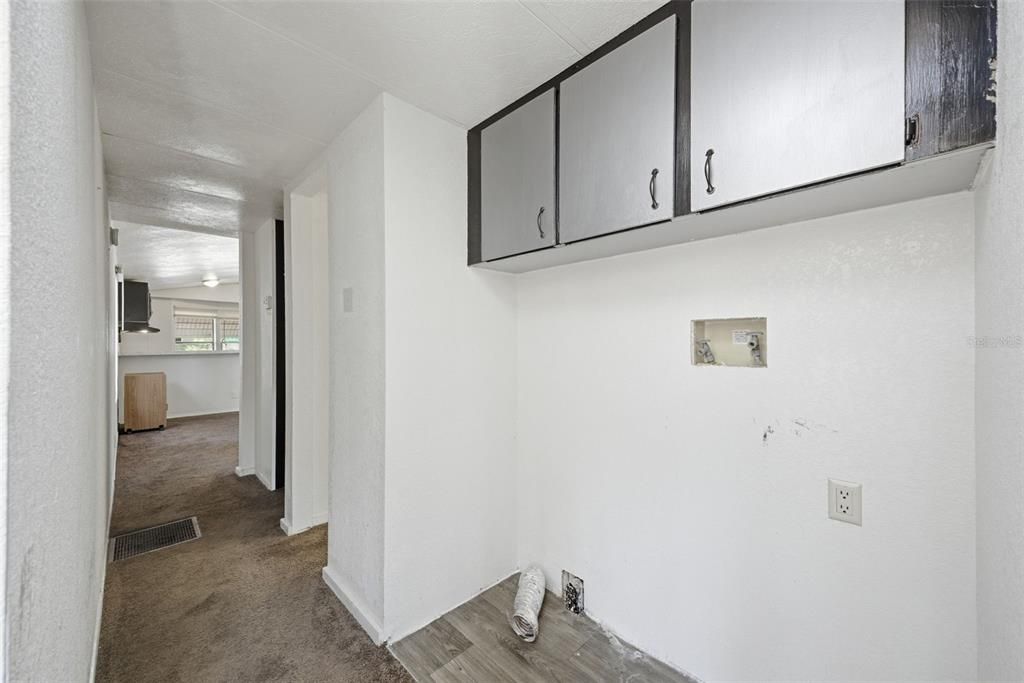 For Sale: $374,900 (5 beds, 4 baths, 3277 Square Feet)