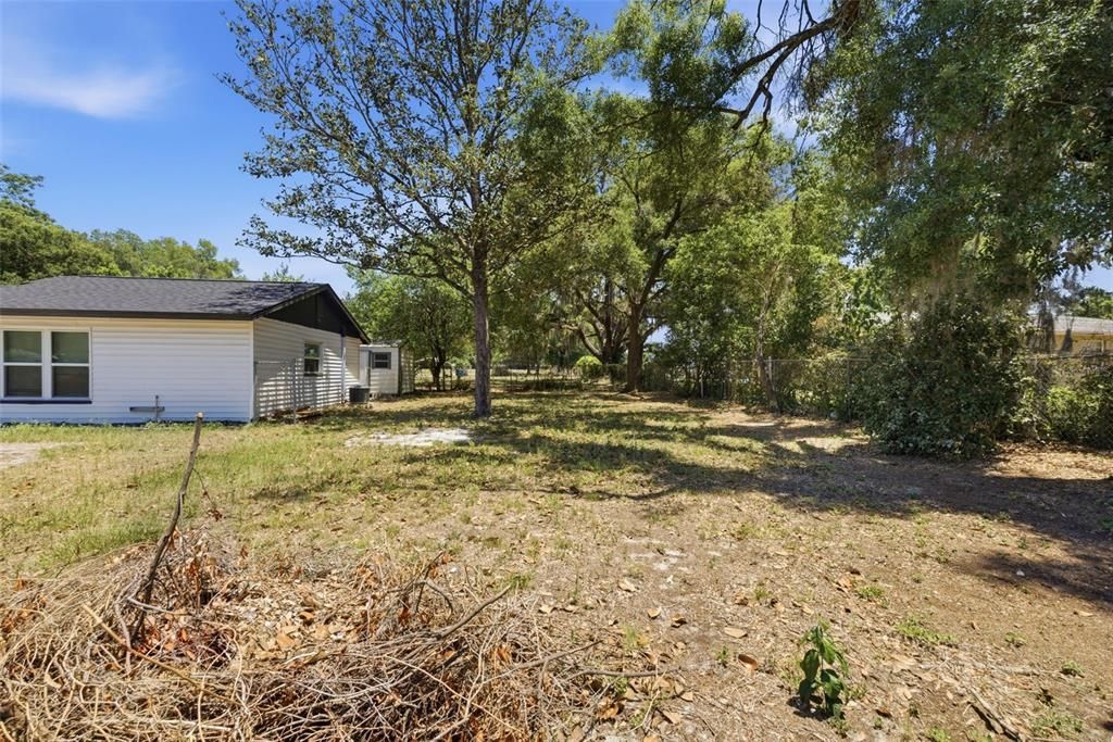 For Sale: $374,900 (5 beds, 4 baths, 3277 Square Feet)