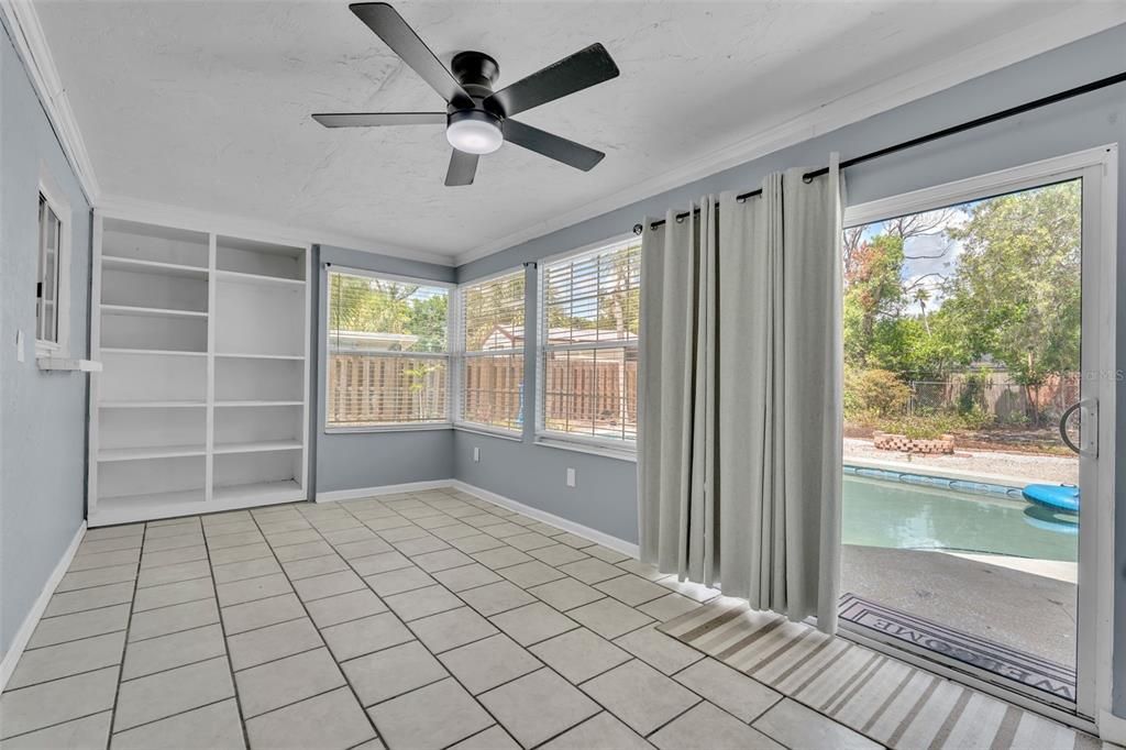 For Sale: $399,500 (3 beds, 2 baths, 1235 Square Feet)