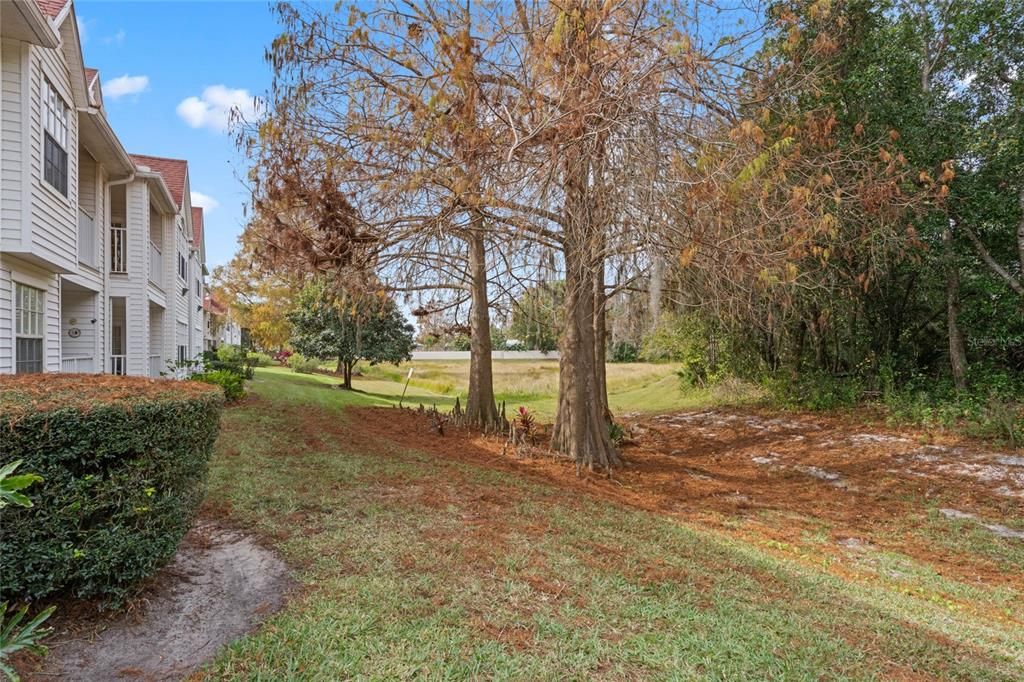 For Sale: $199,900 (2 beds, 2 baths, 971 Square Feet)