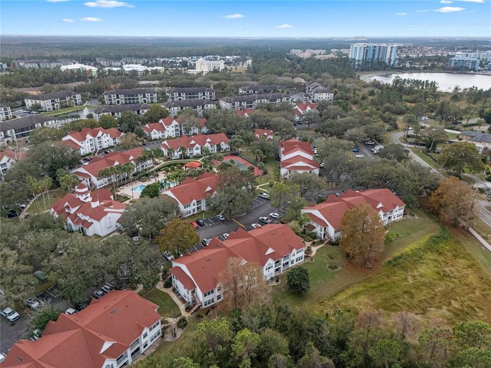For Sale: $199,900 (2 beds, 2 baths, 971 Square Feet)
