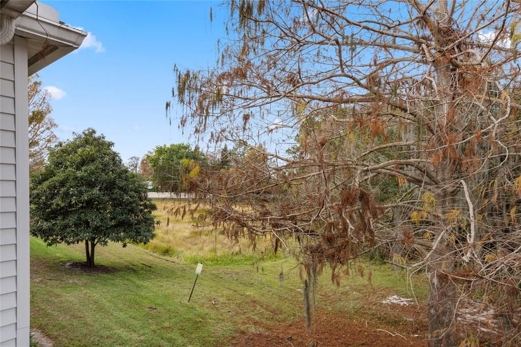 For Sale: $199,900 (2 beds, 2 baths, 971 Square Feet)