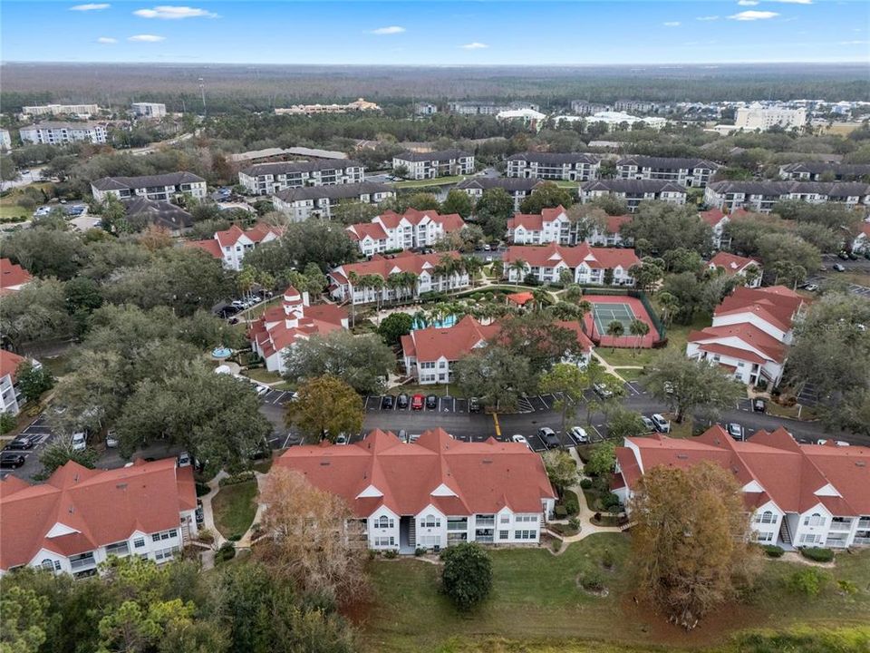 For Sale: $199,900 (2 beds, 2 baths, 971 Square Feet)