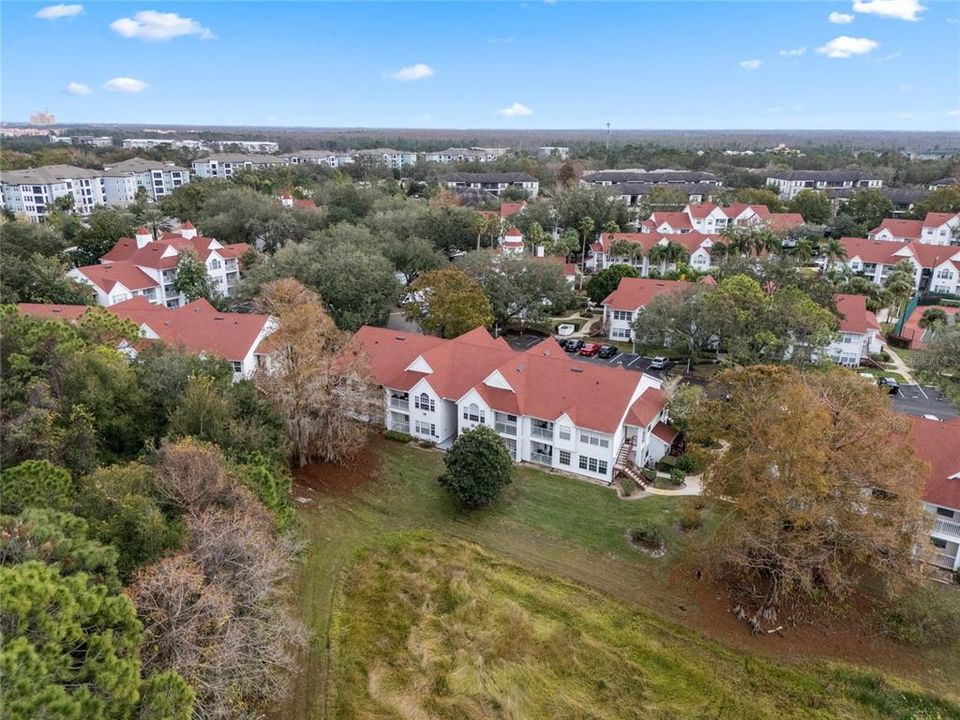 For Sale: $199,900 (2 beds, 2 baths, 971 Square Feet)
