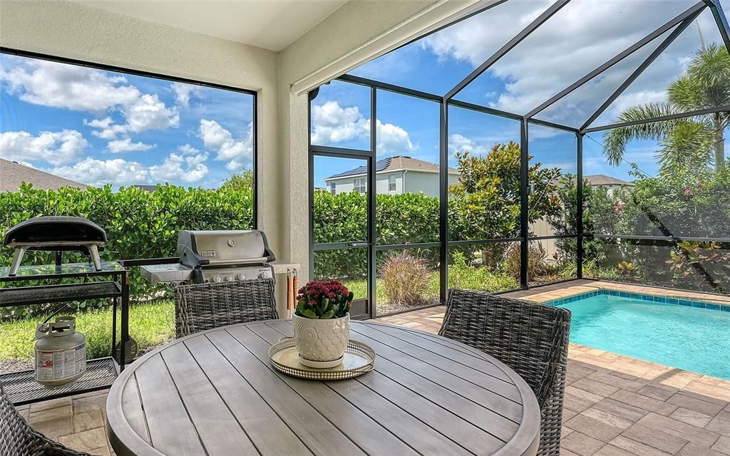 En Venta: $995,000 (4 camas, 4 baños, 3182 Pies cuadrados)