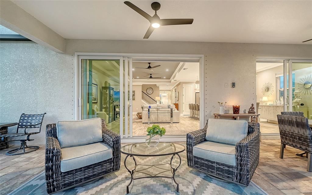 En Venta: $995,000 (4 camas, 4 baños, 3182 Pies cuadrados)