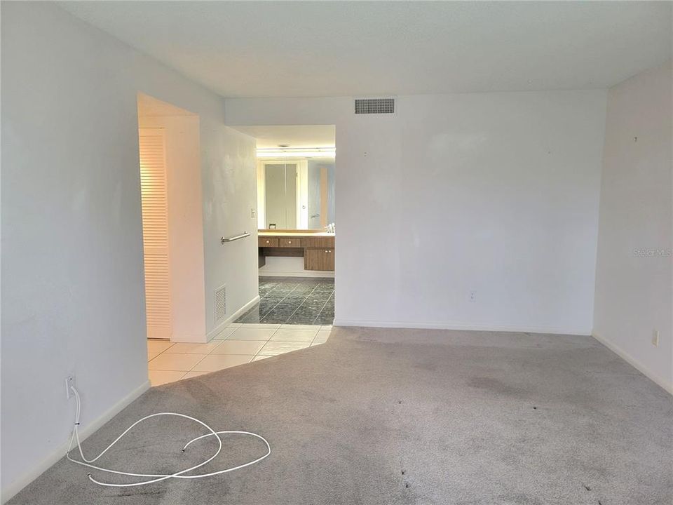 For Sale: $240,000 (3 beds, 2 baths, 1820 Square Feet)