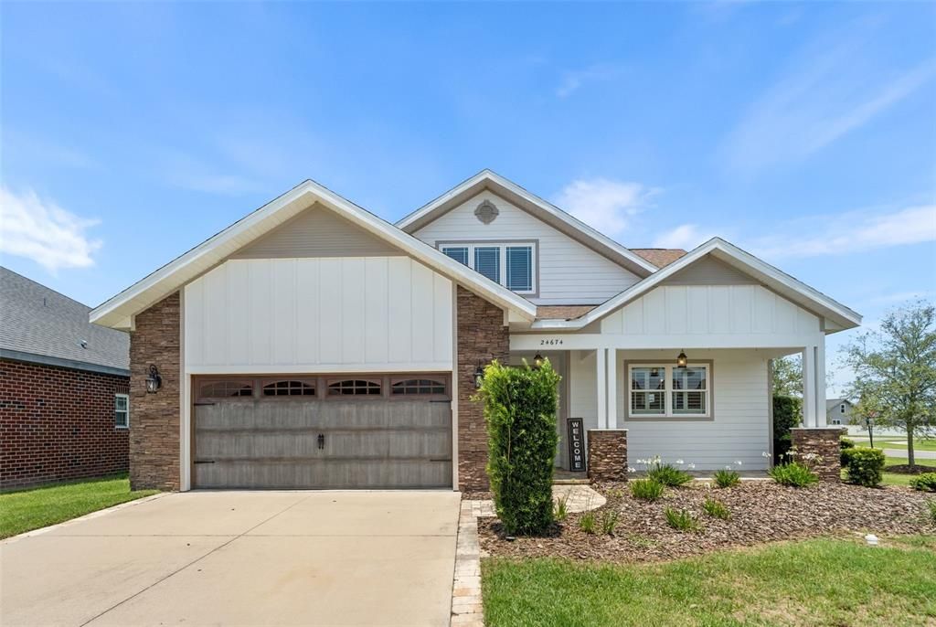 For Sale: $474,000 (4 beds, 2 baths, 2099 Square Feet)
